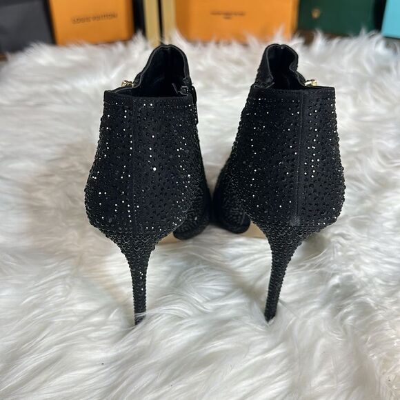 BNIB heeled booties - Picture 5 of 11